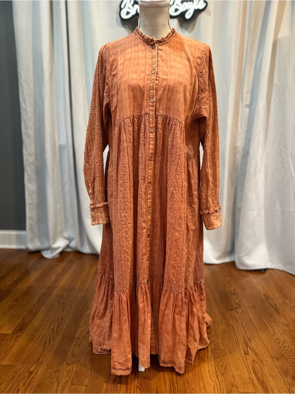 Oli & Hali rust colored embroidered burnout long sleeve peasant dress size small